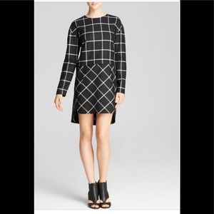 ❤️ French Connection black plaid sheath dress ❤️